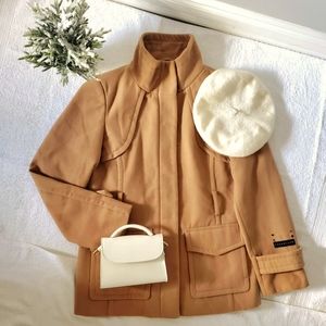 Patch pocket woman's coat